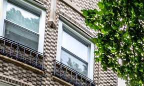 Exterior 8155 S Ingleside Ave Apartments Chicago